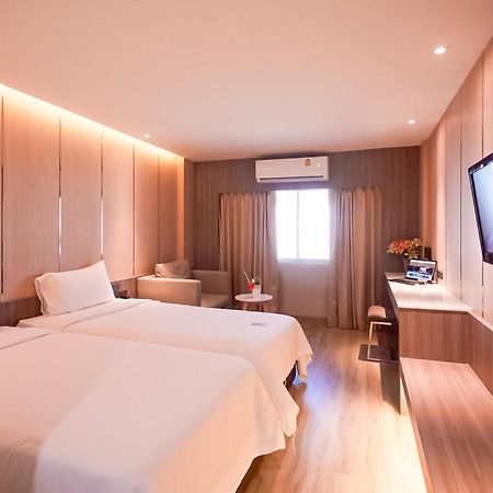 Golden City Rayong Hotel Luaran gambar
