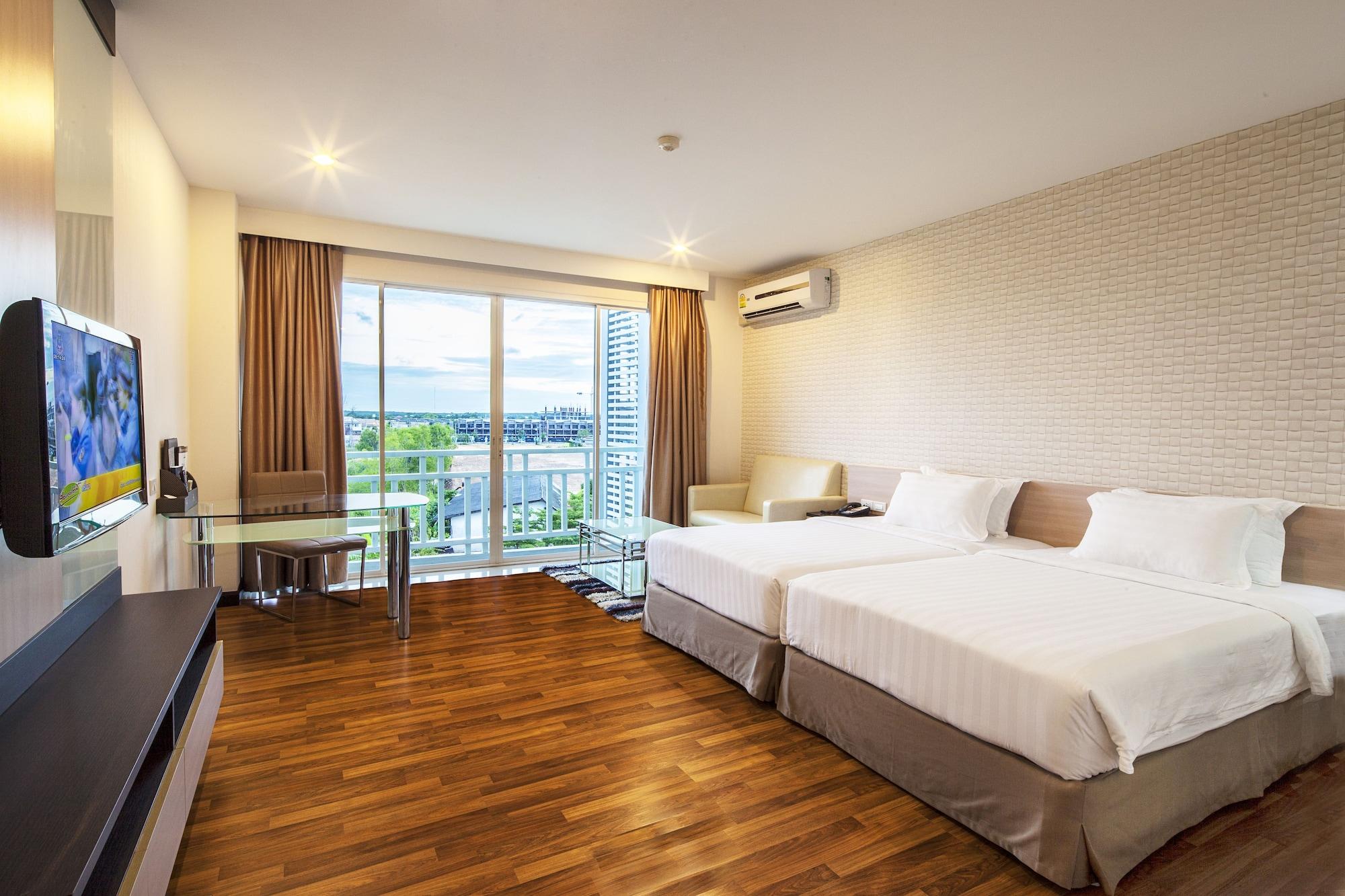 Golden City Rayong Hotel Luaran gambar