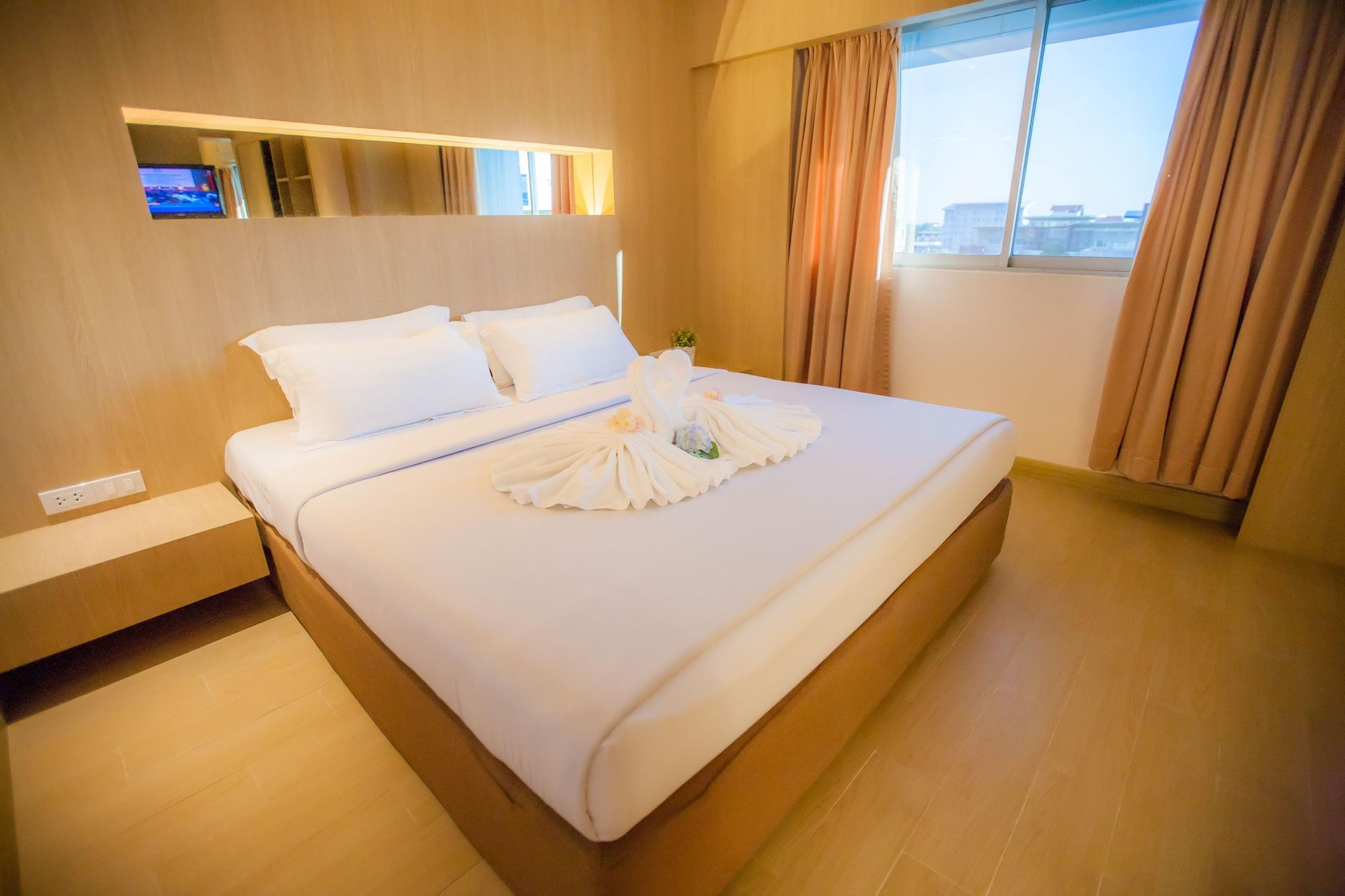 Golden City Rayong Hotel Luaran gambar