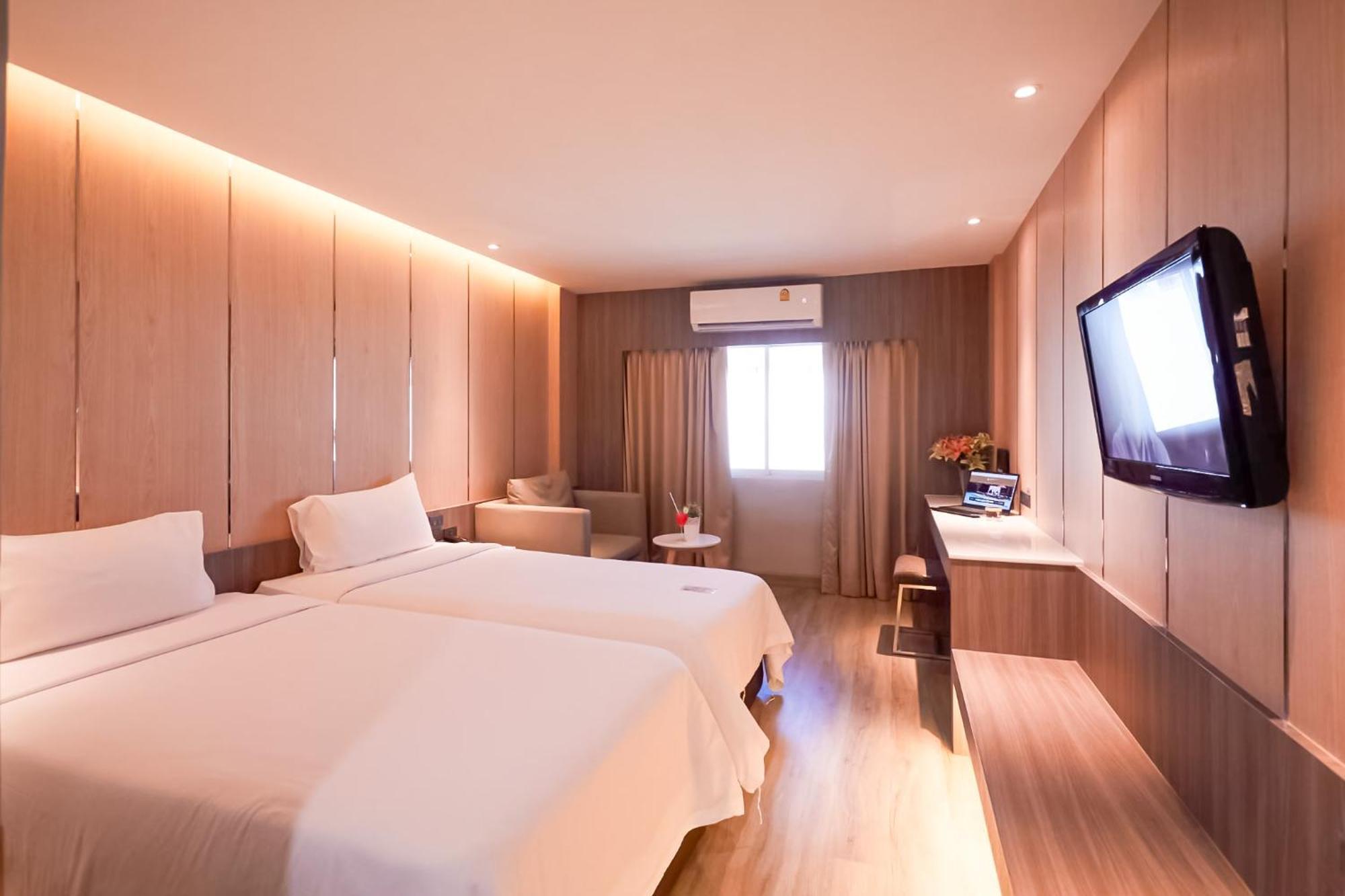 Golden City Rayong Hotel Luaran gambar