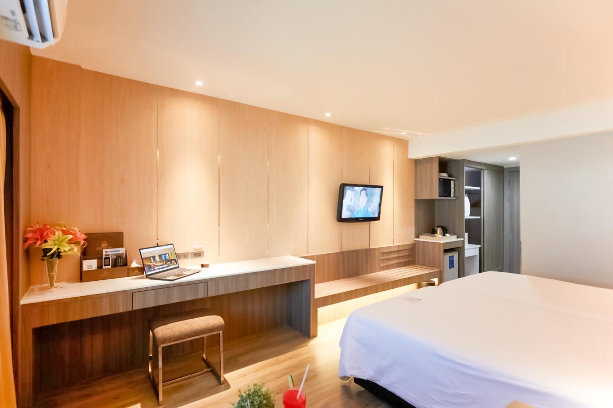 Golden City Rayong Hotel Luaran gambar
