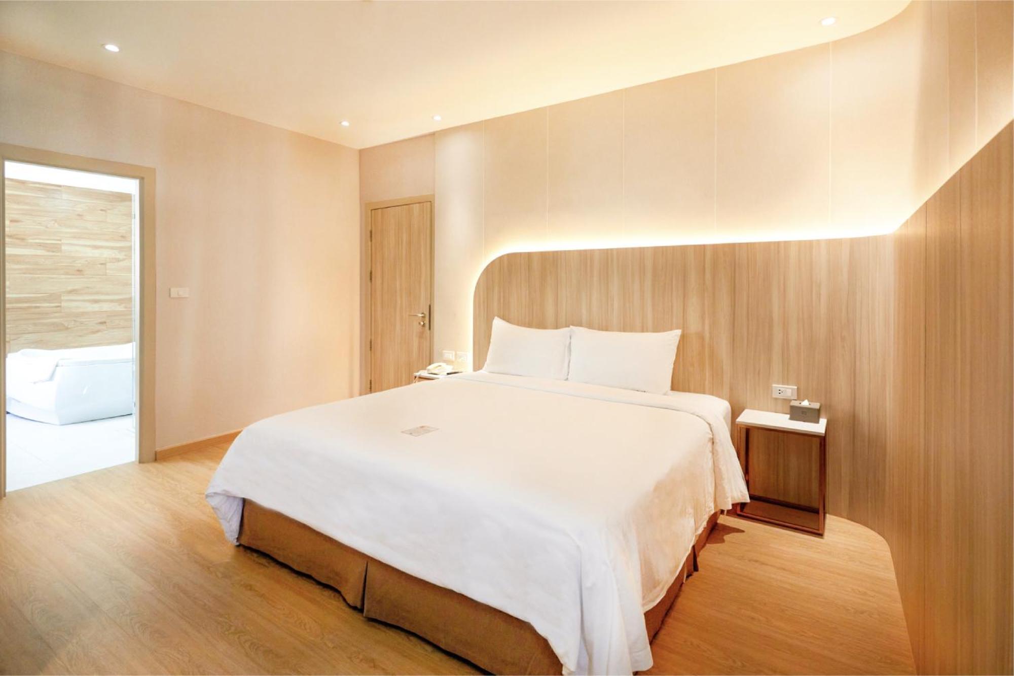 Golden City Rayong Hotel Luaran gambar
