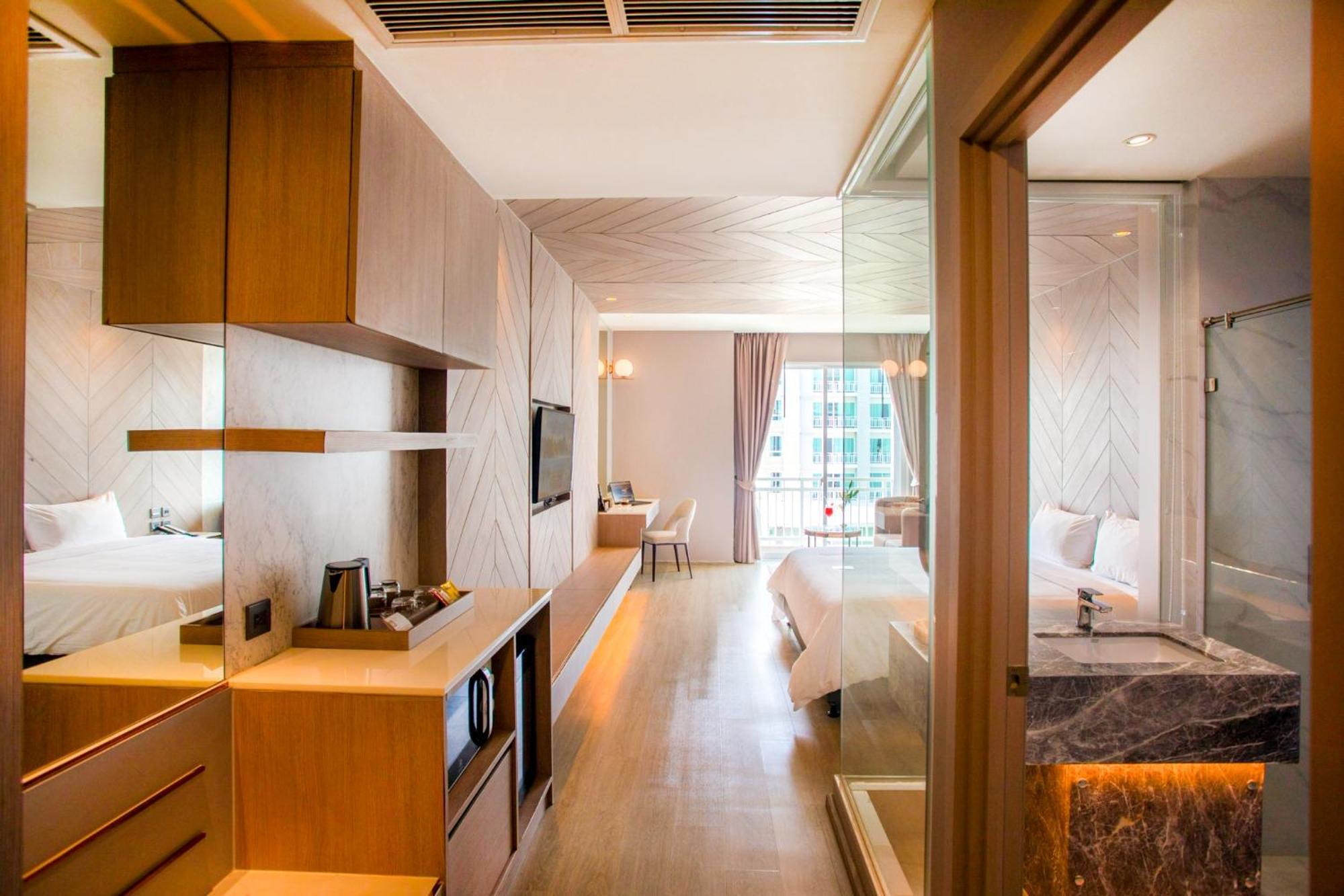 Golden City Rayong Hotel Luaran gambar