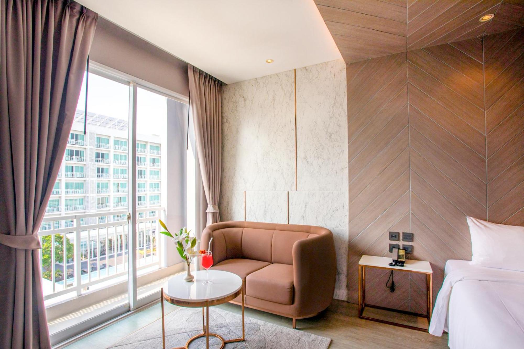 Golden City Rayong Hotel Luaran gambar