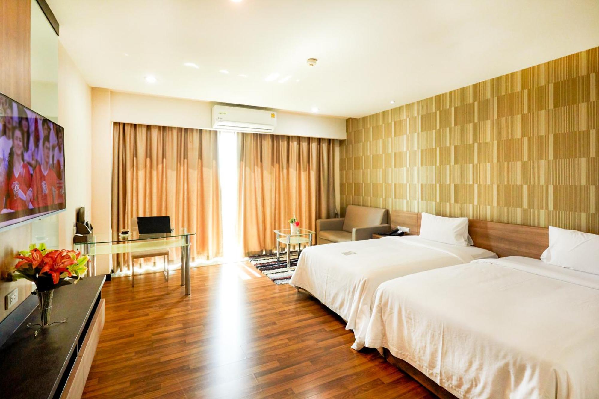 Golden City Rayong Hotel Luaran gambar